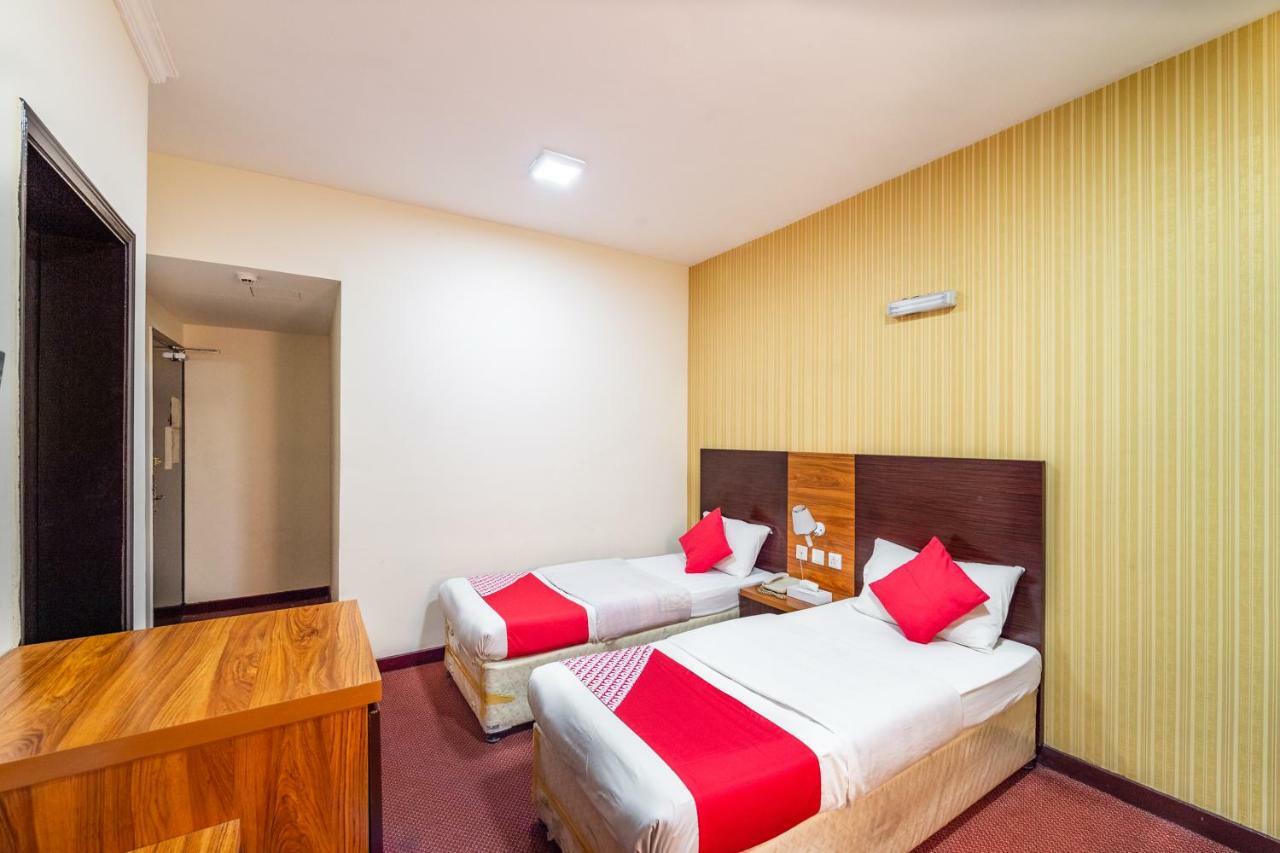 Central Paris Hotel, Baniyas Square Dubai Exterior photo